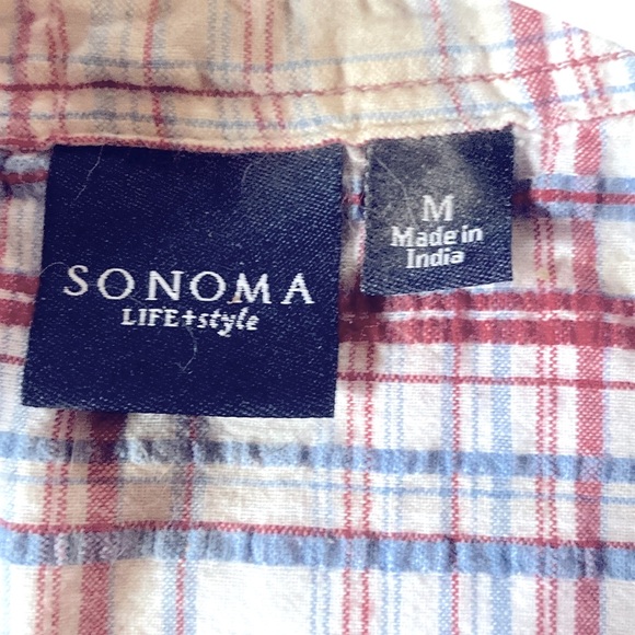 3/$15. Two for the price of one! Casual shirts size M - Picture 5 of 7